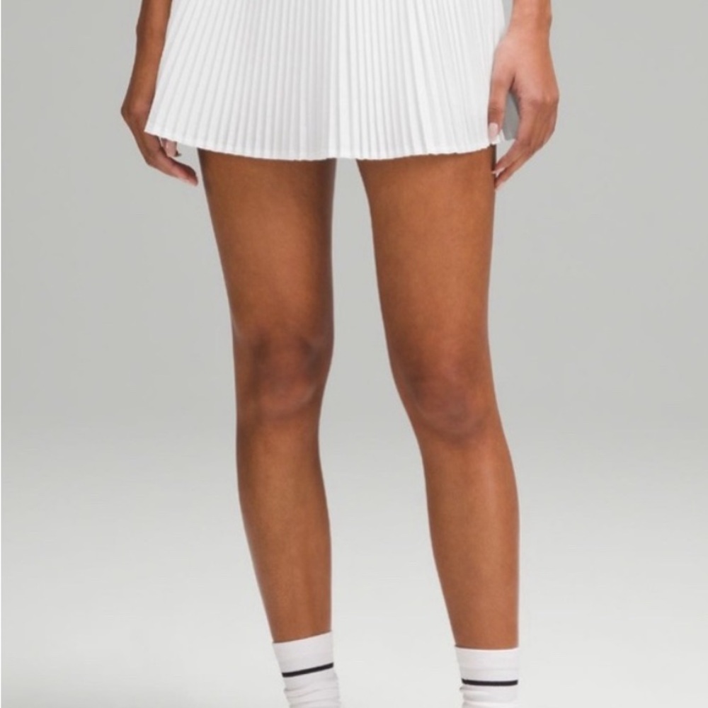 Lululemon Varsity High-Rise Pleated Tennis/Peckleball  Skirt